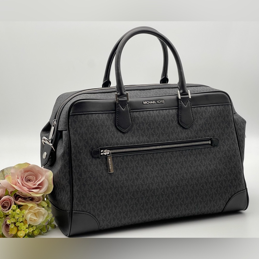 Michael Kors Travel Large Weekender Bag With Trolley Sleeve - Picture 2 of 13